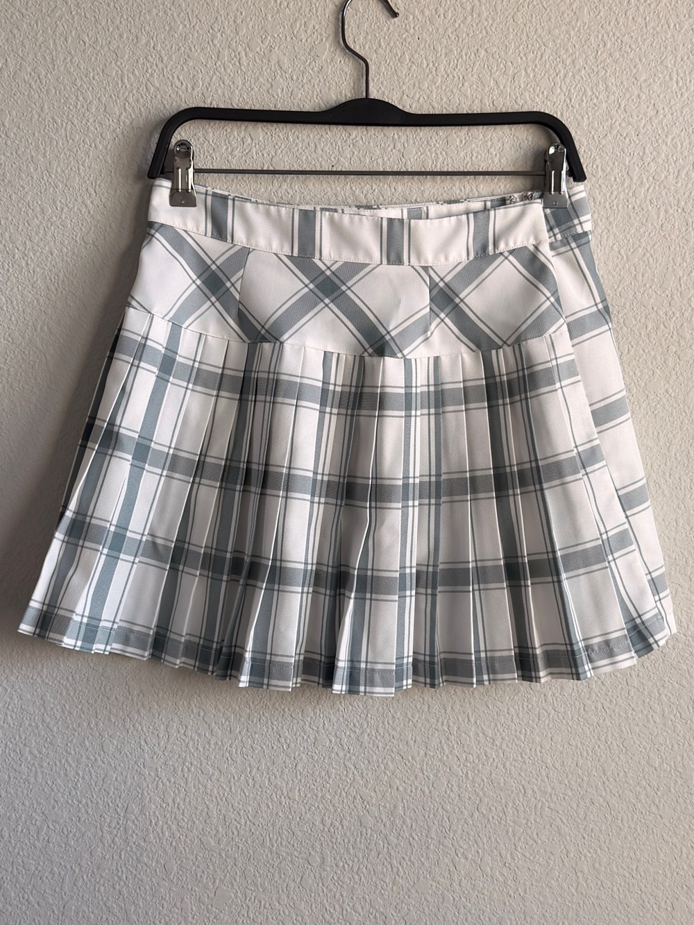 Gray White Plaid Pleated Mini Skirt Size Medium - Picture 6 of 11